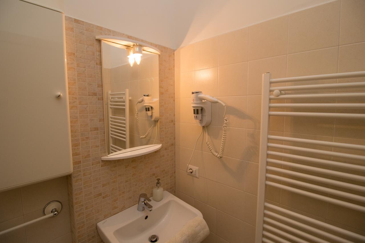 Bronzino 53 Apartment ฟลอเรนซ์ ภายนอก รูปภาพ